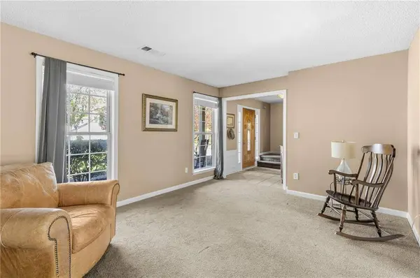 7335 Lytham TRCE, Cumming, GA 30041