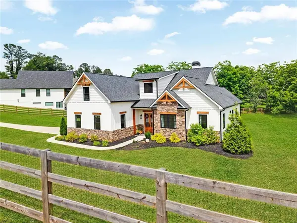 856 Ferguson PL, Dallas, GA 30132
