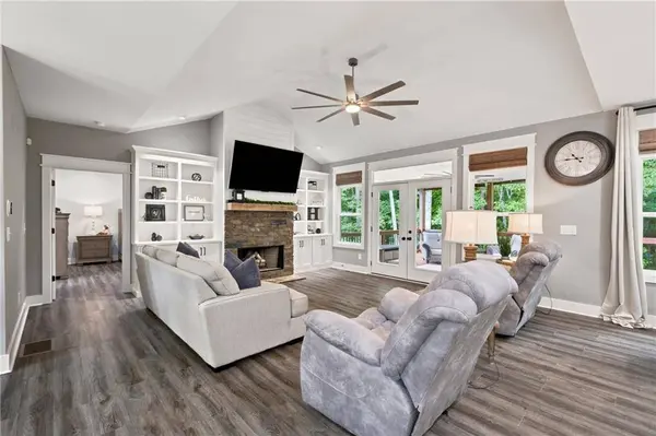 580 Old Yorkville RD, Dallas, GA 30157