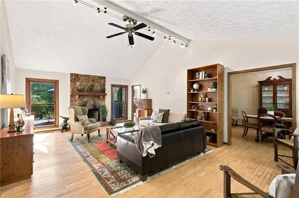4361 Bishop Lake RD, Marietta, GA 30062