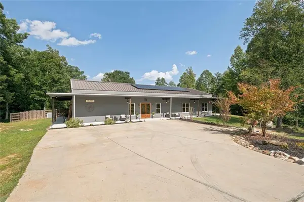 1411 Williams RD