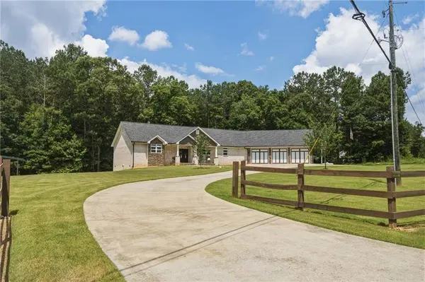 580 Old Yorkville RD, Dallas, GA 30157