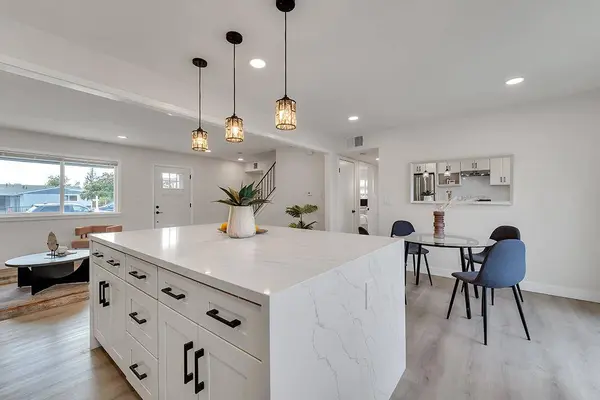 2068 Interbay DR, San Jose, CA 95122