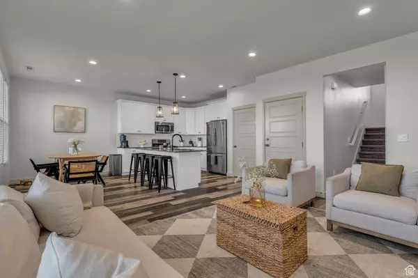 5829 W LAKE AVE, South Jordan, UT 84009