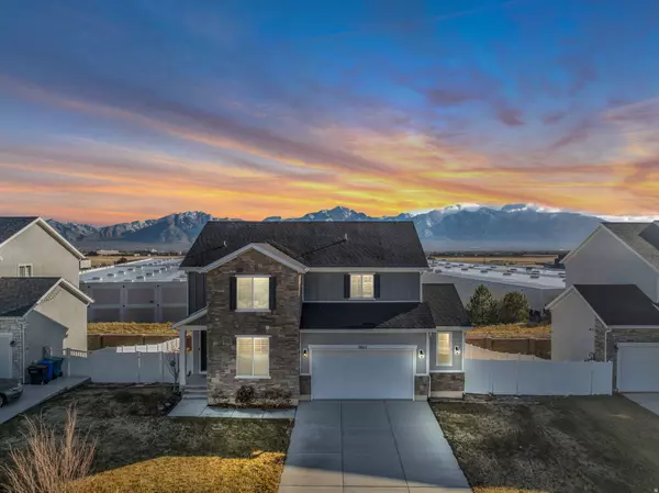 7427 S WOOD FARMS DR W, West Jordan, UT 84084