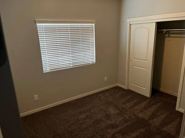 223 E JORDAN RIDGE BLVD #110, Saratoga Springs, UT 84045
