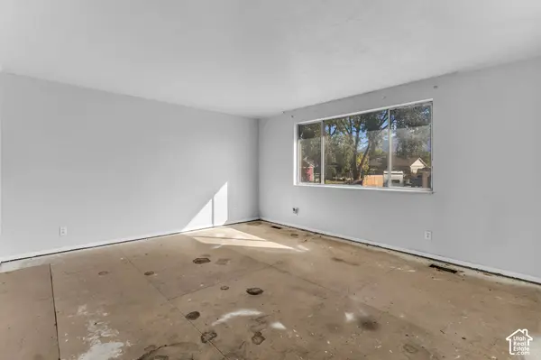 10258 S MOUNT VIEW DR, Sandy, UT 84070