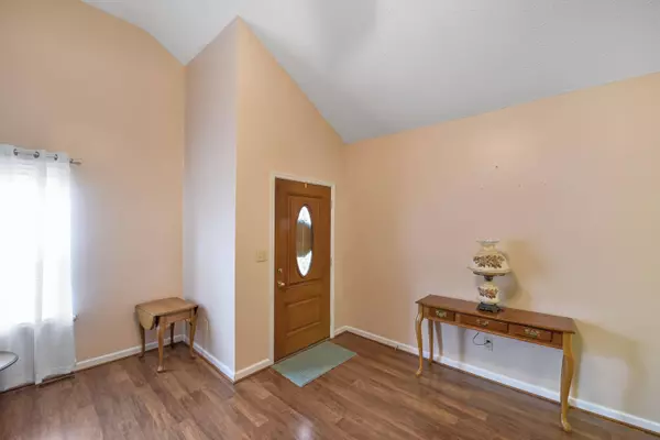 405 Weslyn Way, Nicholasville, KY 40356