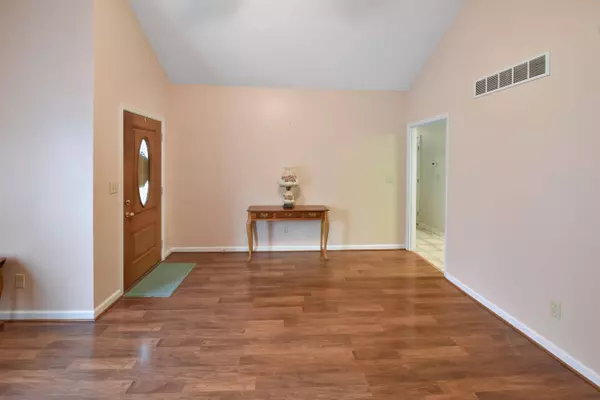 405 Weslyn Way, Nicholasville, KY 40356