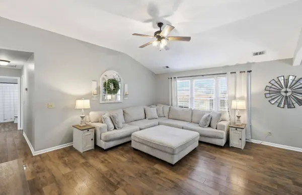 204 Mariwood Court, Nicholasville, KY 40356