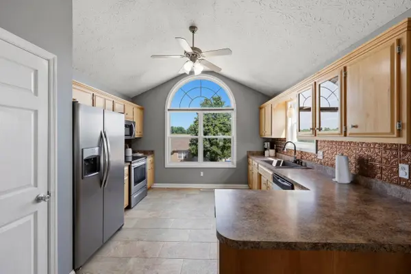 124 White Cliffs Lane, Frankfort, KY 40601