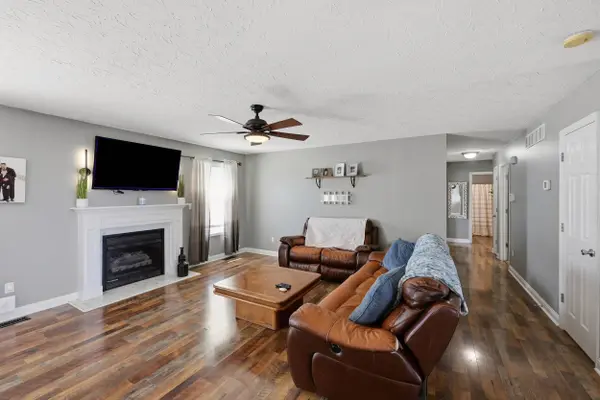 124 White Cliffs Lane, Frankfort, KY 40601