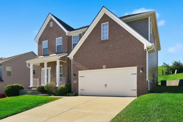 328 White Cliffs Lane, Frankfort, KY 40601