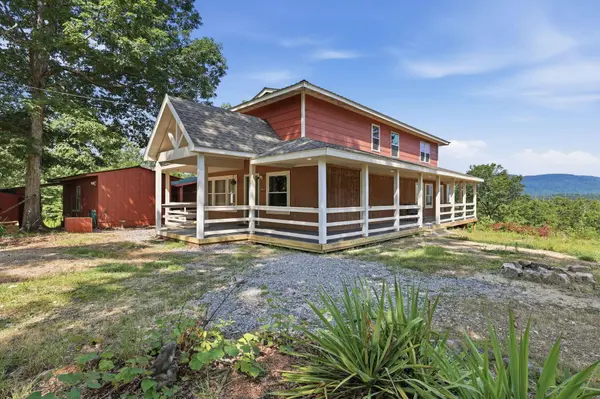 421 Dogwood LN, Rising Fawn, GA 30738