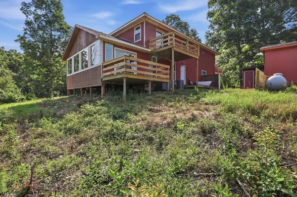 421 Dogwood LN, Rising Fawn, GA 30738