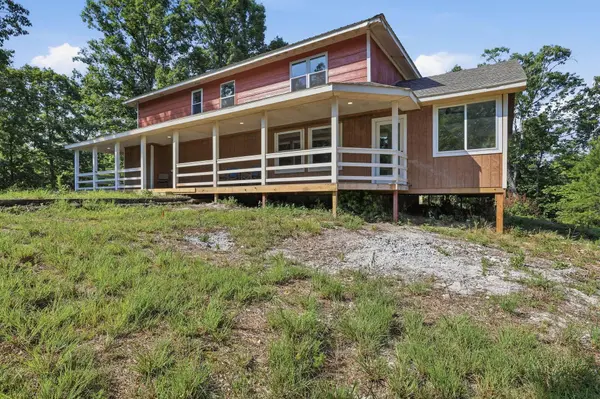 421 Dogwood LN, Rising Fawn, GA 30738