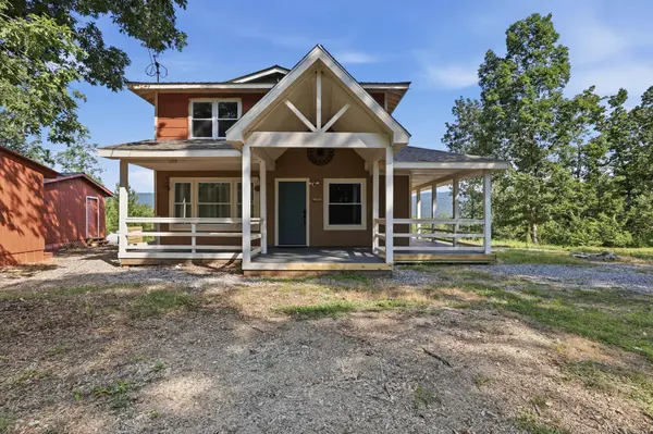 421 Dogwood LN, Rising Fawn, GA 30738