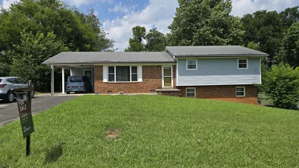 2910 Orchid DR