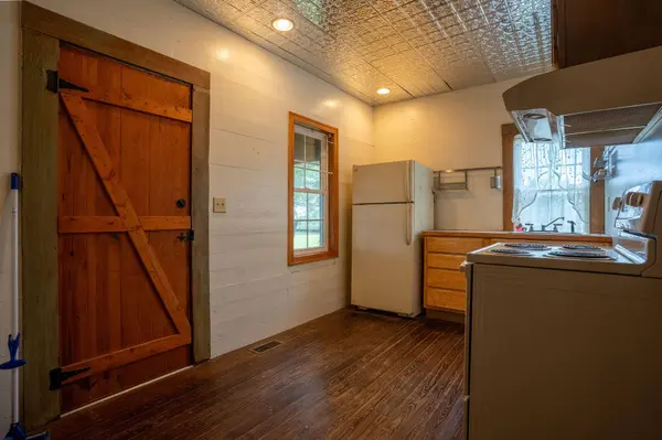 593 County Road 649, Mentone, AL 35984