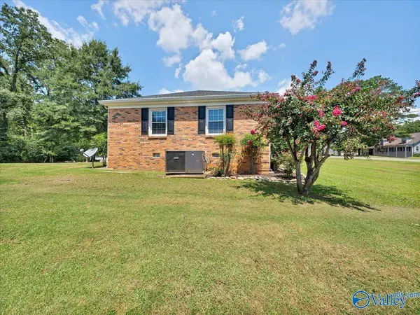 3208 Scenic Drive, Scottsboro, AL 35769