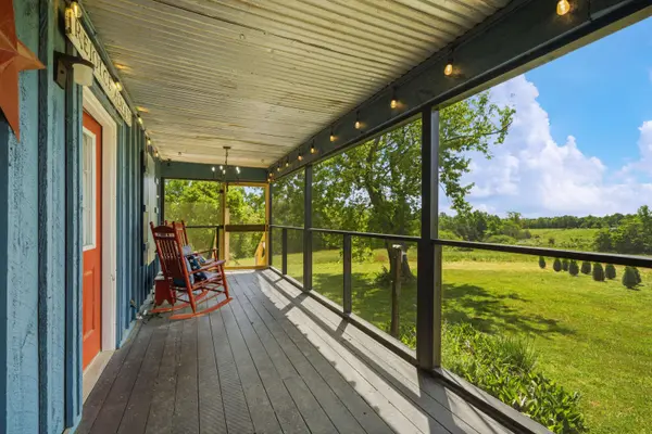 297 County Road 714, Valley Head, AL 35989