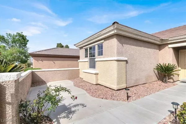 2074 Mountain City Street, Henderson, NV 89052