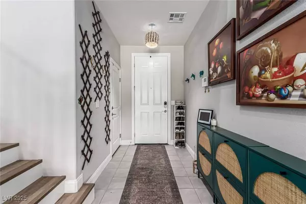 813 Bluebird Hill AVE, North Las Vegas, NV 89084