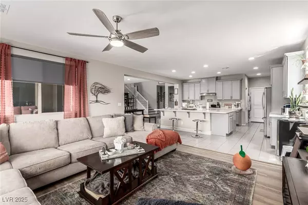 813 Bluebird Hill AVE, North Las Vegas, NV 89084