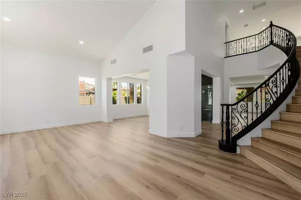 6214 Ebony Legends AVE, Las Vegas, NV 89131