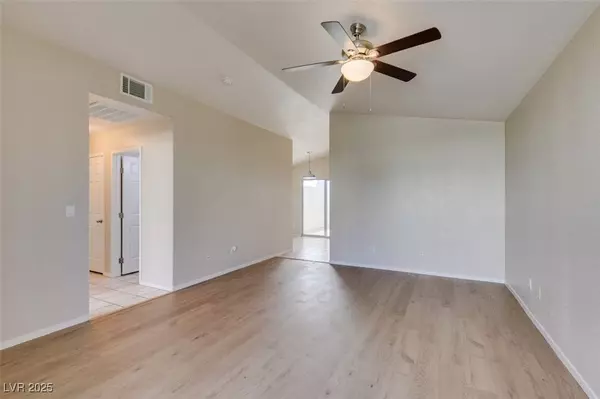 5424 Comchec WAY #105, Las Vegas, NV 89108