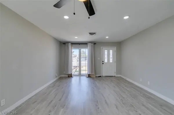 5944 Willard ST, Las Vegas, NV 89122
