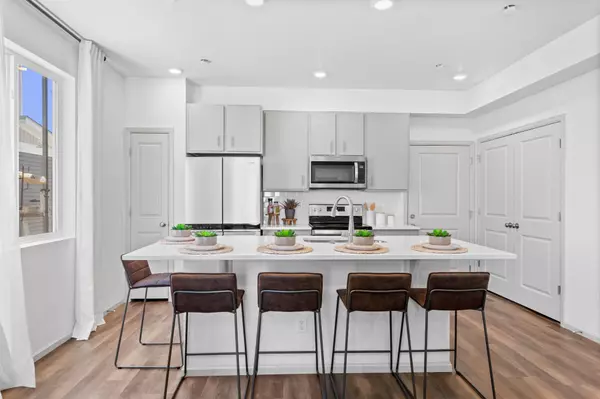 Saratoga Springs Twin Home