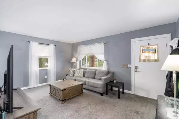 104 Eastern Avenue, Elsmere, KY 41018