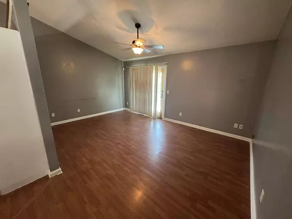 1427 Plateau Street, Elsmere, KY 41018