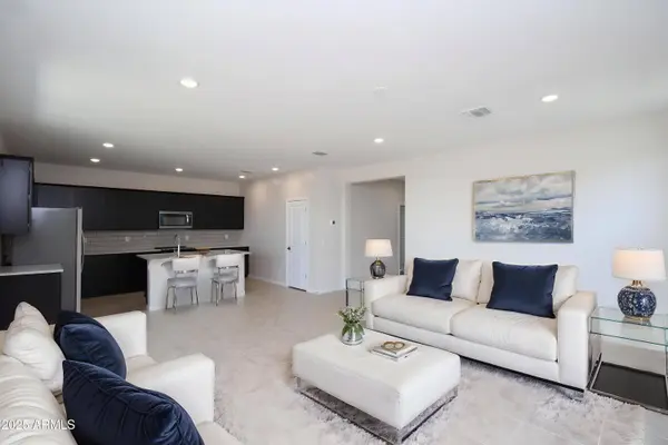 17419 W VIA DE LUNA Drive, Surprise, AZ 85387