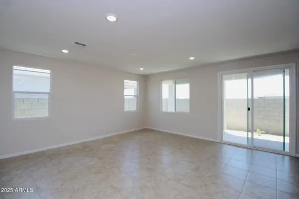 17419 W VIA DE LUNA Drive, Surprise, AZ 85387