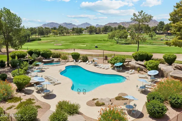12212 N Paradise Village Parkway S #136, Phoenix, AZ 85032