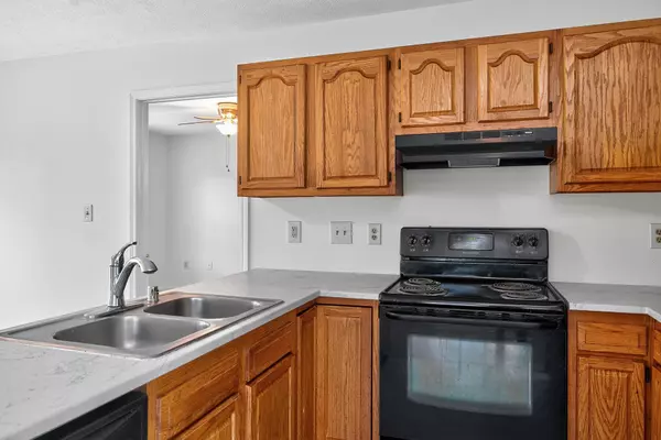 222 Tanbark Drive, Georgetown, KY 40324