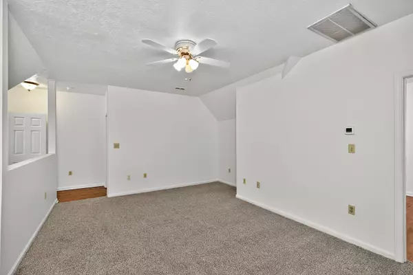 220 Tanbark Drive, Georgetown, KY 40324