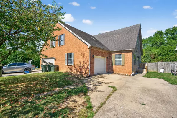 220 Tanbark Drive, Georgetown, KY 40324