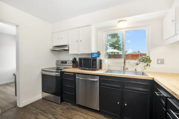 10313 Princess Marcie Dr, Santee, CA 92071-1244