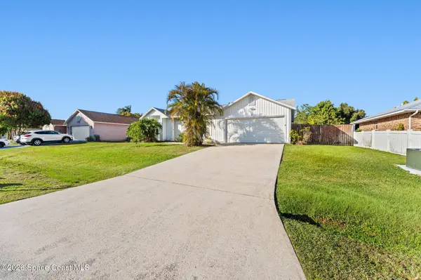 1567 Heartwellville ST NW, Palm Bay, FL 32907