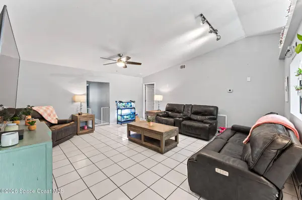 1567 Heartwellville ST NW, Palm Bay, FL 32907