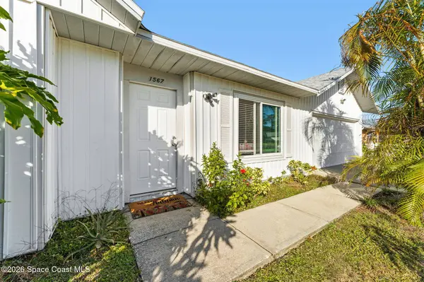 1567 Heartwellville ST NW, Palm Bay, FL 32907