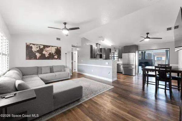 855 Americana BLVD NW, Palm Bay, FL 32907
