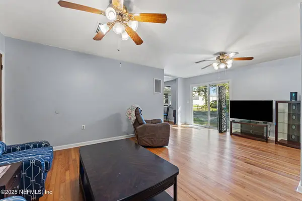 5104 HOLLYCREST DR, Jacksonville, FL 32205