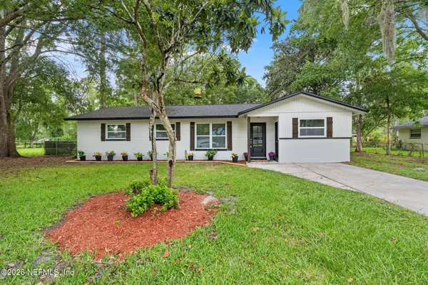 594 CEDAR AVE