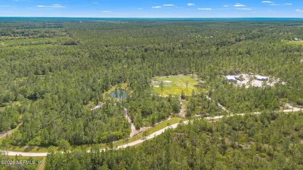 821 OKEFENOKEE CLB RD, Folkston, GA 31537