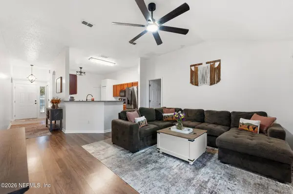 1699 JAYHAWK LN E, Jacksonville, FL 32221