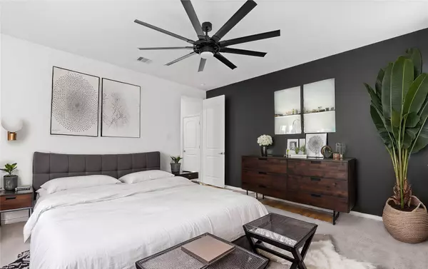 159 N Cadence Hills LOOP, Willis, TX 77318